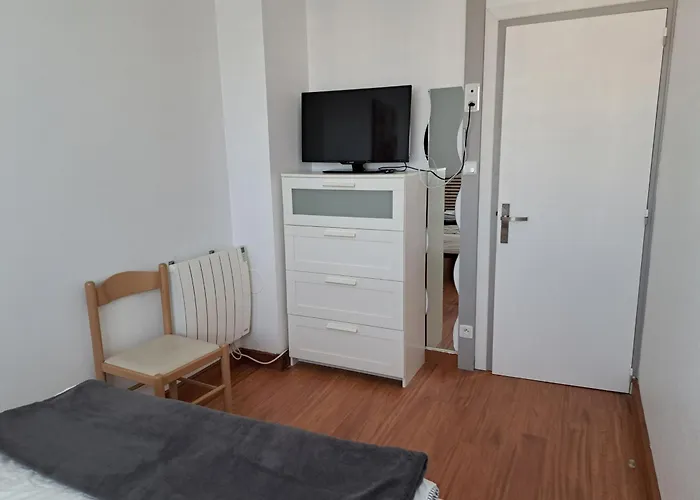 Bel 2 - Face - 5 Personnes, Wifi, Animaux Admis, Parking - Fr-1-323-457