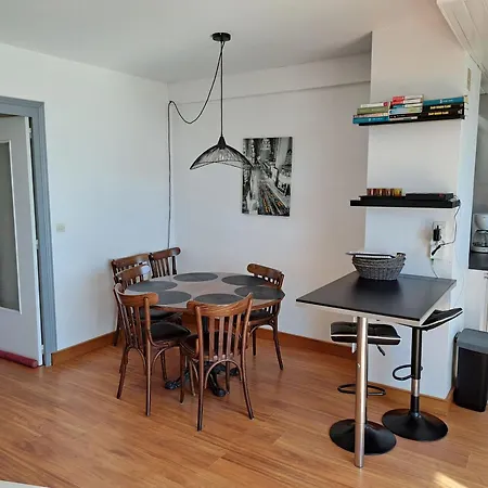 Bel 2 - Face - 5 Personnes, Wifi, Animaux Admis, Parking Apartment *
